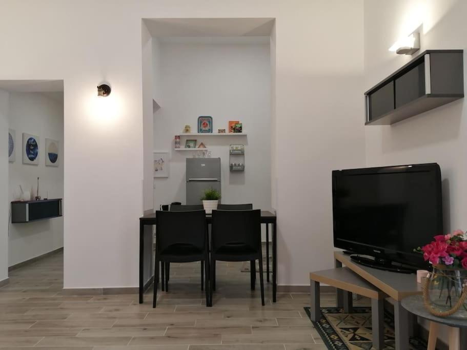 Appartement Sguardo Sul Duomo à Naples Extérieur photo